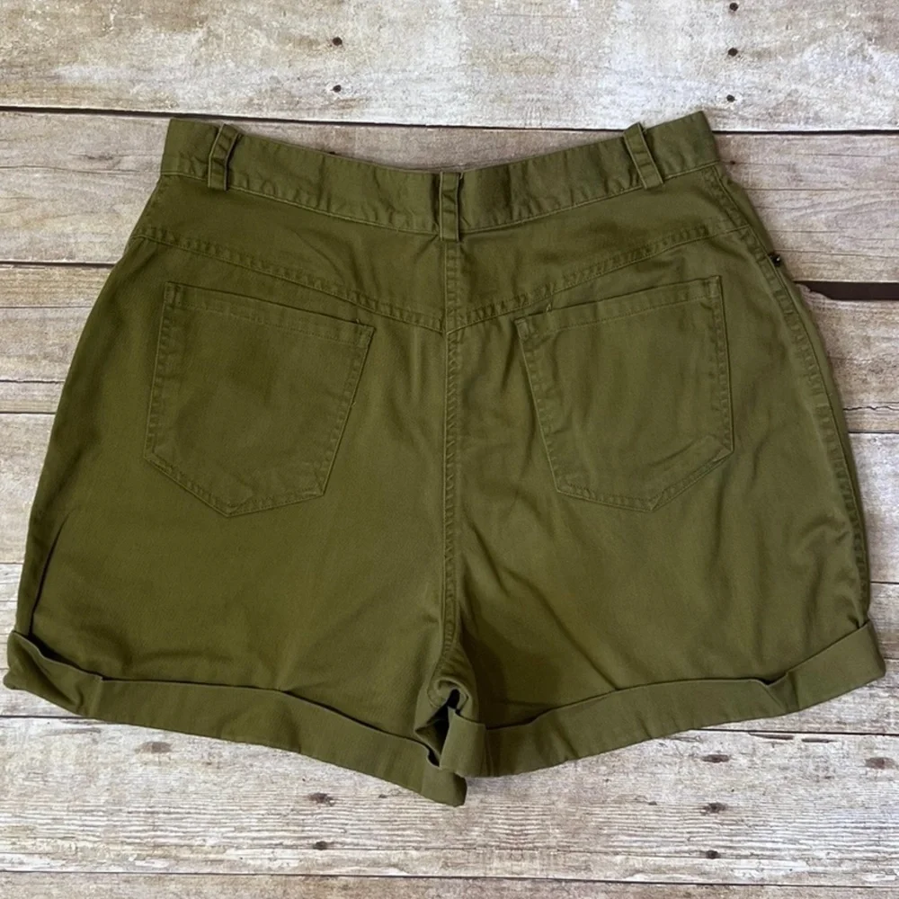 Milano Sport Vintage High Waisted Shorts‎ Olive Green Cuffed Cotton Womens 12